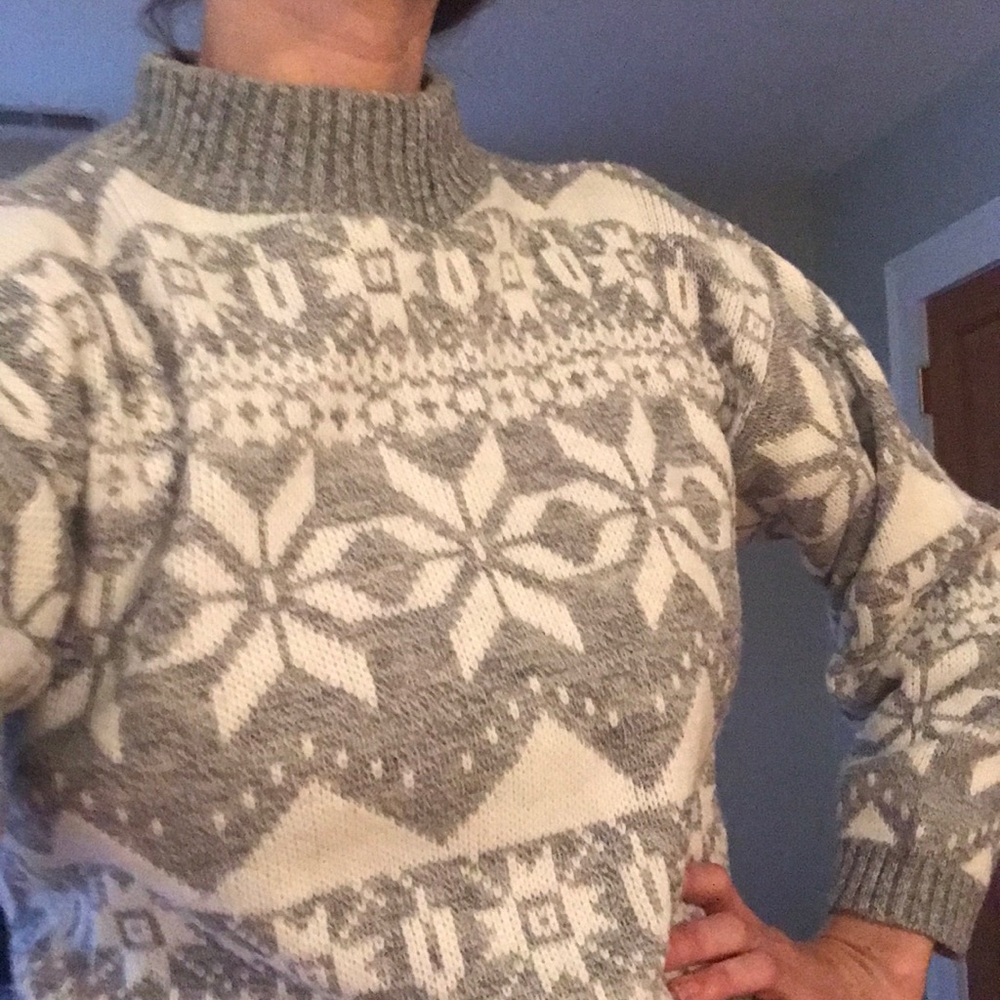 Nordic-patterned sweater!